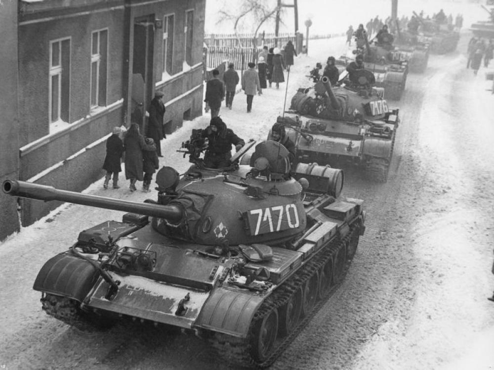 Poland - Resistance Tanks in Warsaw